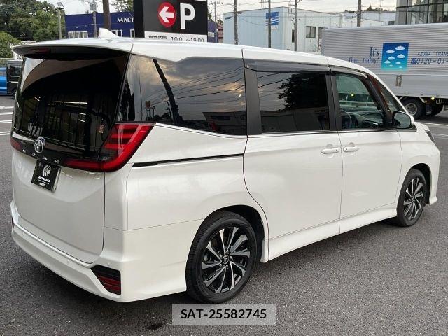Toyota NOAH 2024-11 8744744-2