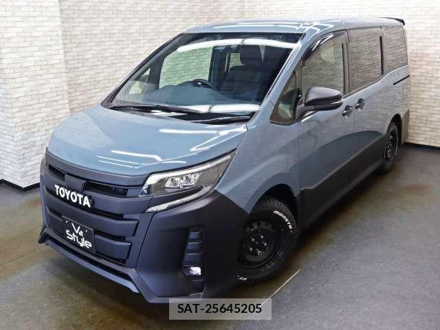 Toyota NOAH 2017-12 8744748-5