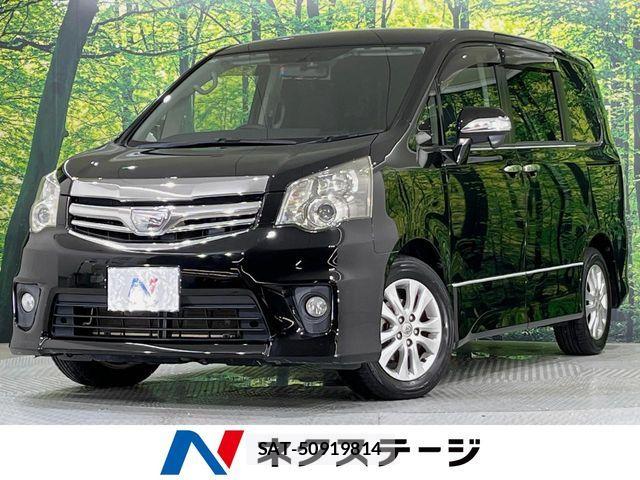 Toyota NOAH 2013-06 8744760-0