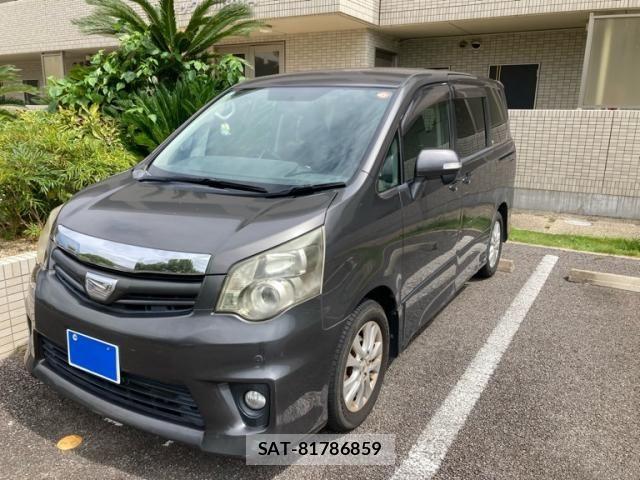 Toyota NOAH 2010-07 8744765-0