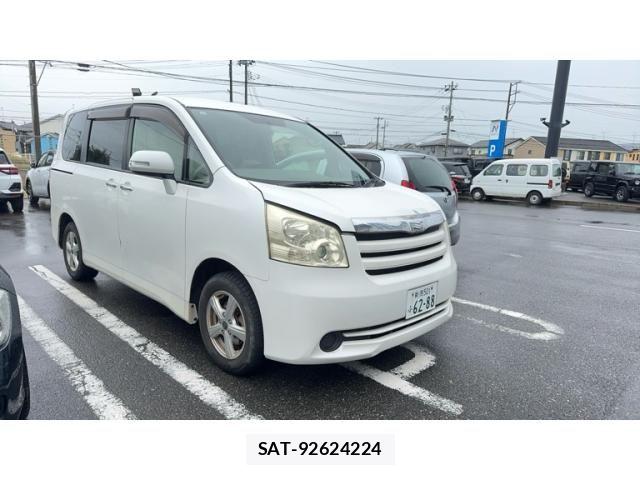 Toyota NOAH 2009-09 8744766-0