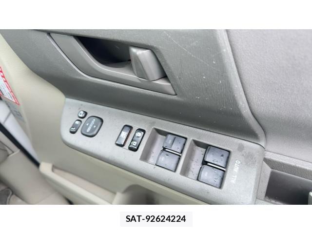Toyota NOAH 2009-09 8744766-21