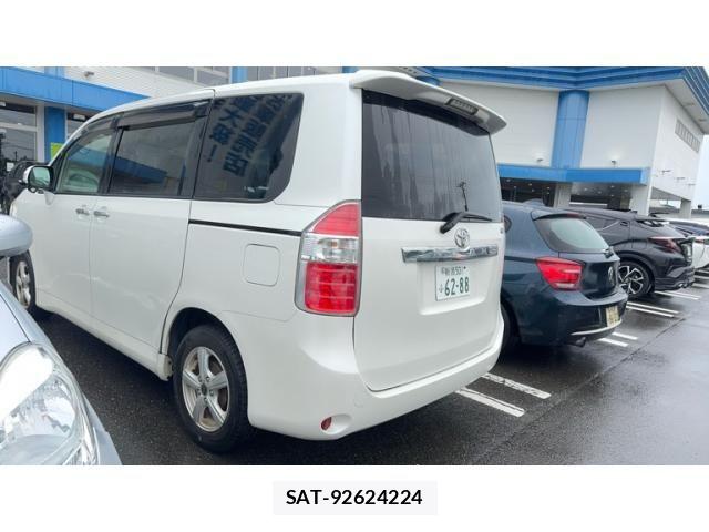 Toyota NOAH 2009-09 8744766-2