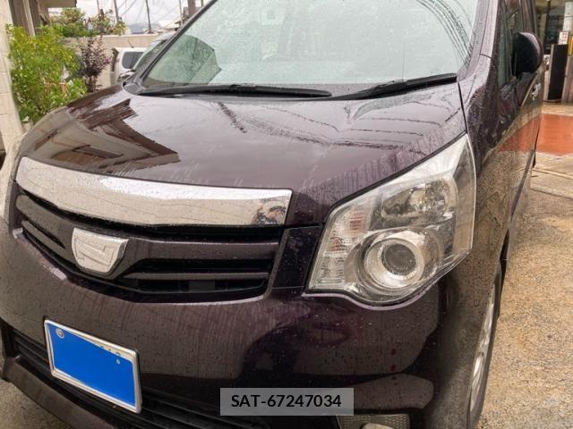 Toyota NOAH 2011-11 8744763-0