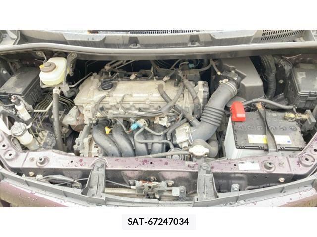 Toyota NOAH 2011-11 8744763-21