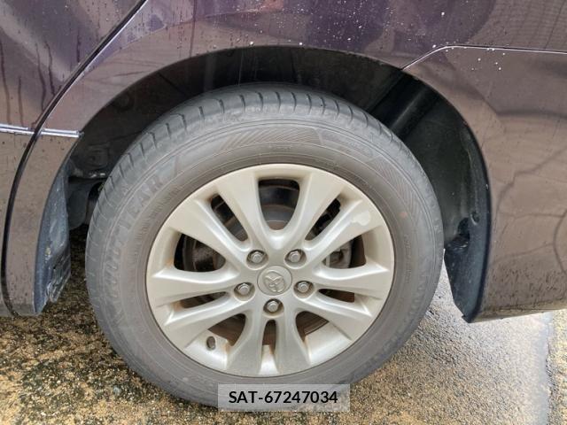 Toyota NOAH 2011-11 8744763-4