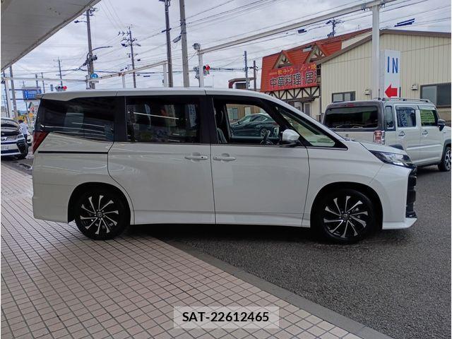 Toyota NOAH 2026-02 8744745-3