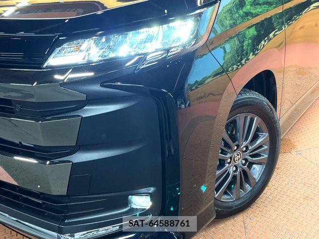 Toyota NOAH 2025-10 8744747-13