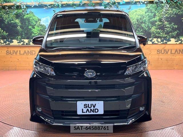 Toyota NOAH 2025-10 8744747-15