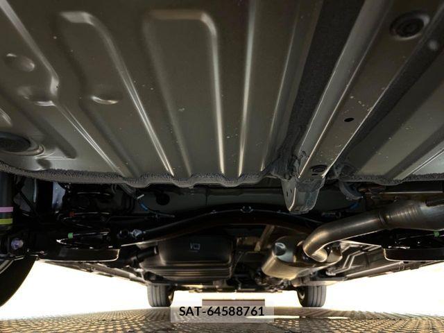Toyota NOAH 2025-10 8744747-18