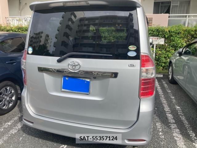 Toyota NOAH 2007-09 8744771-1