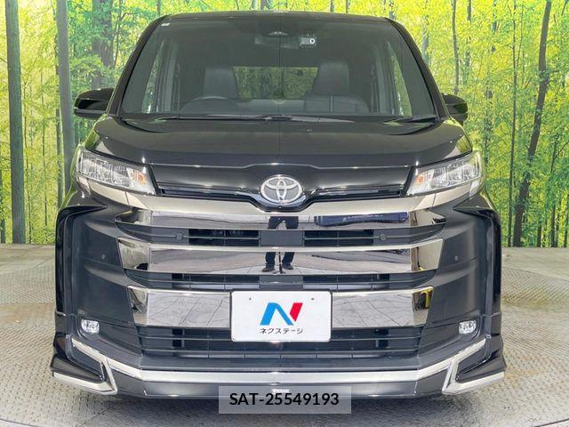 Toyota NOAH 2024-01 8744743-14