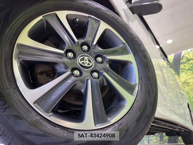 Toyota NOAH 2019-12 8781399-13