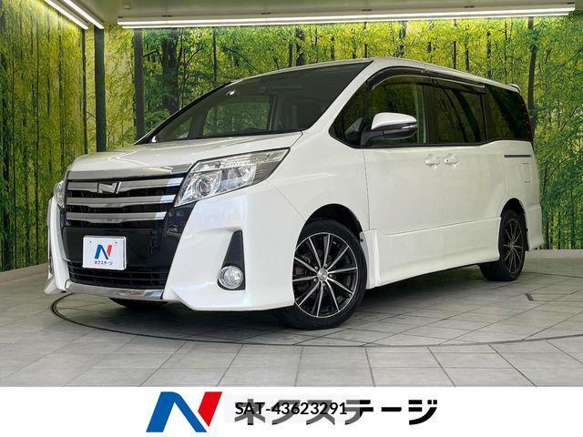 Toyota NOAH 2014-01 8781403-0