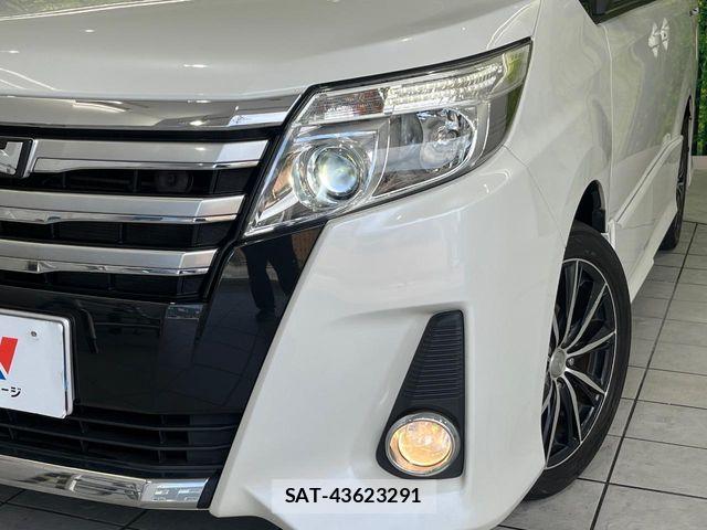 Toyota NOAH 2014-01 8781403-12
