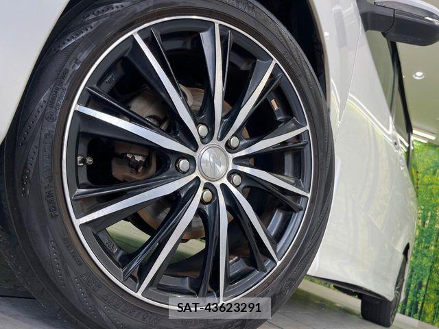 Toyota NOAH 2014-01 8781403-13