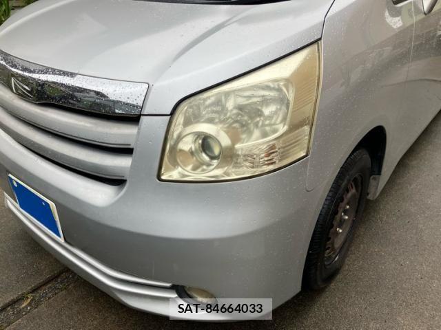 Toyota NOAH 2007-08 8781408-2