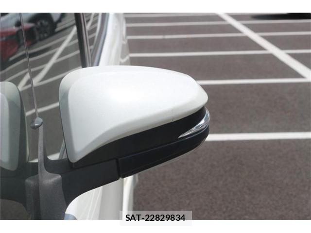 Toyota NOAH 2017-11 8781400-22