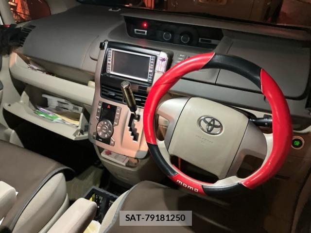Toyota NOAH 2008-03 8781406-11