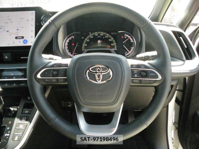 Toyota NOAH 2023-10 8781395-12