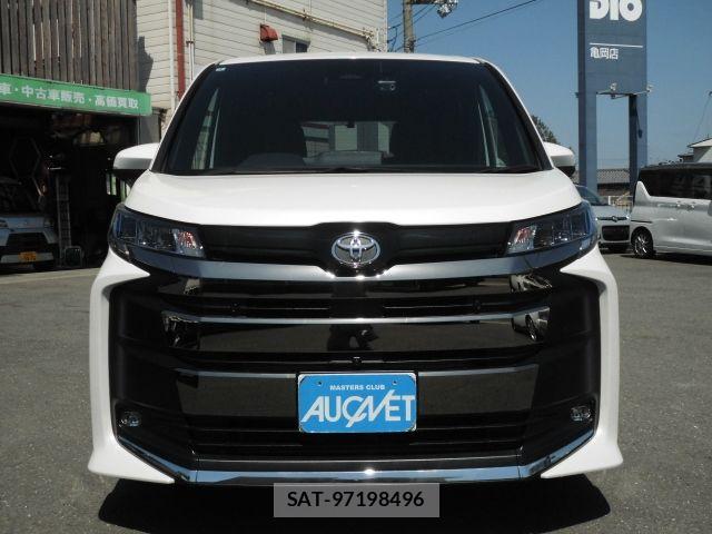 Toyota NOAH 2023-10 8781395-5