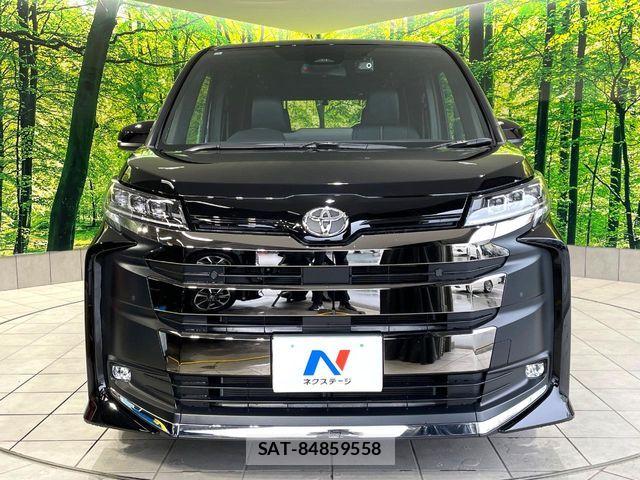 Toyota NOAH 2024-03 8781393-14