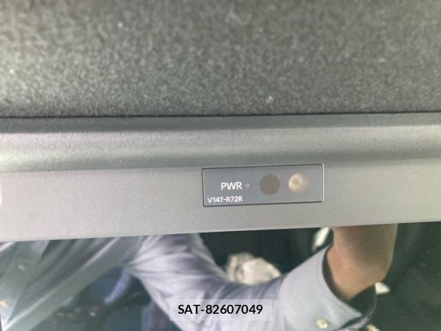 Toyota NOAH 2022-12 8781394-12
