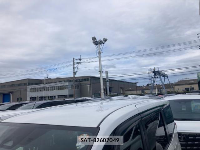Toyota NOAH 2022-12 8781394-7