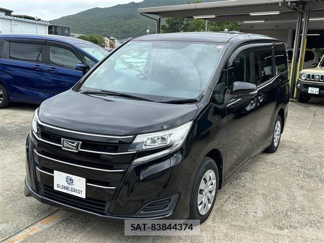 Toyota NOAH 2017-12 8796941-11
