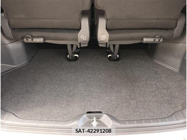 Toyota NOAH 2025-05 8796935-17