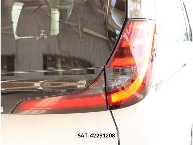 Toyota NOAH 2025-05 8796935-27