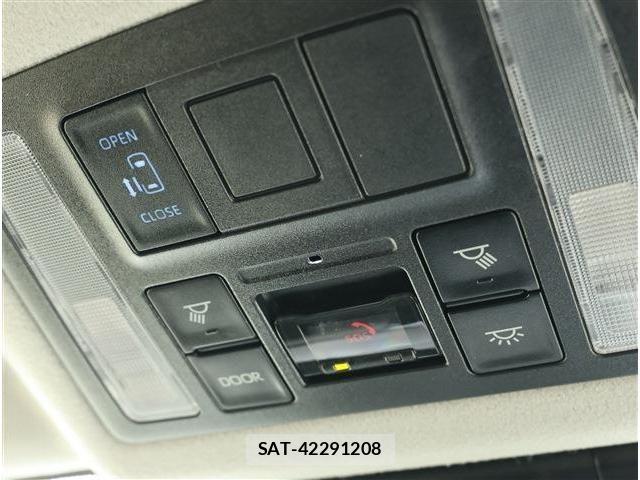 Toyota NOAH 2025-05 8796935-8