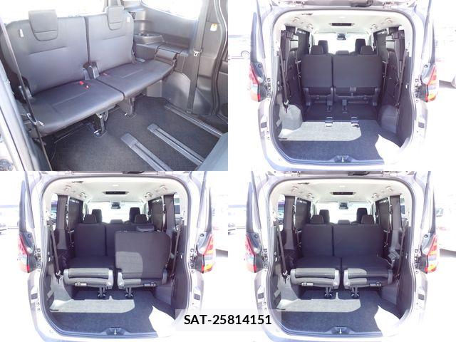 Toyota NOAH 2023-12 8796933-15