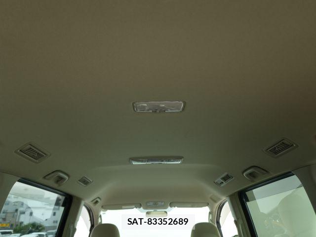 Toyota NOAH 2010-01 8796945-25