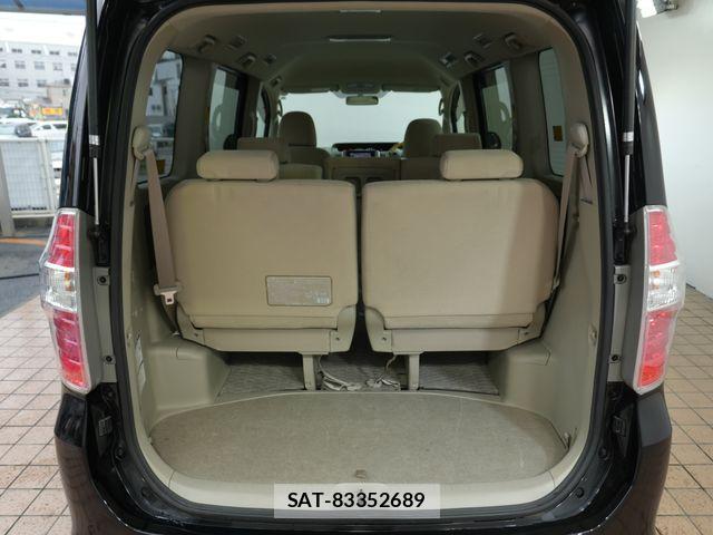 Toyota NOAH 2010-01 8796945-26