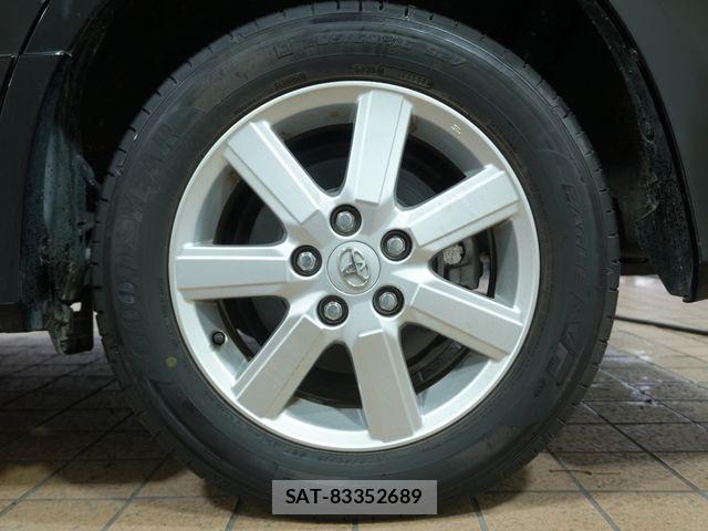 Toyota NOAH 2010-01 8796945-29