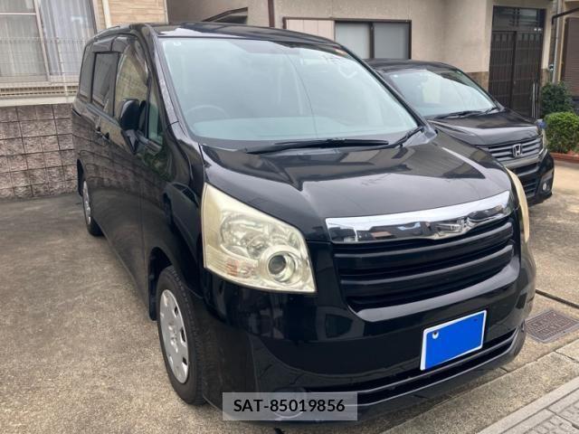 Toyota NOAH 2008-09 8796947-0