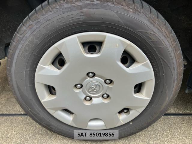 Toyota NOAH 2008-09 8796947-7