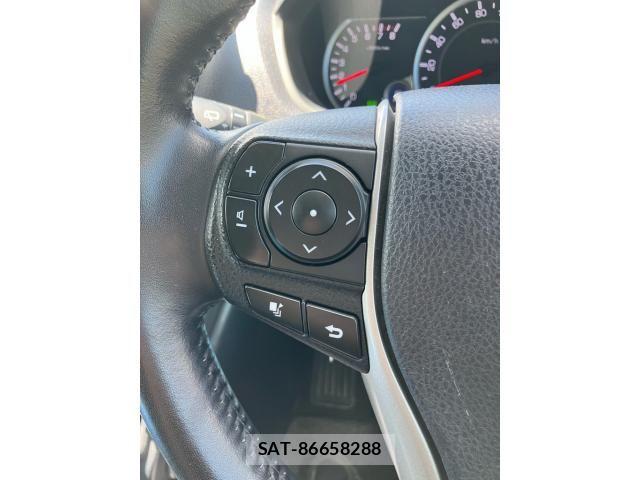Toyota NOAH 2014-08 8796946-11