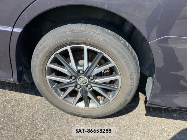 Toyota NOAH 2014-08 8796946-7