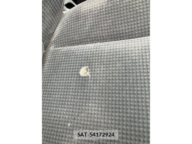 Toyota NOAH 2008-09 8830808-18