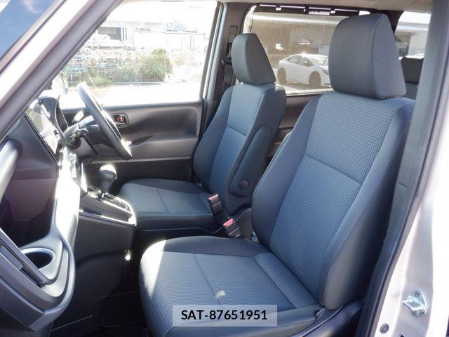 Toyota NOAH 2023-07 8830800-9