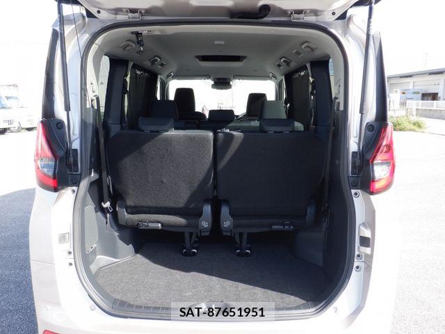 Toyota NOAH 2023-07 8830800-6