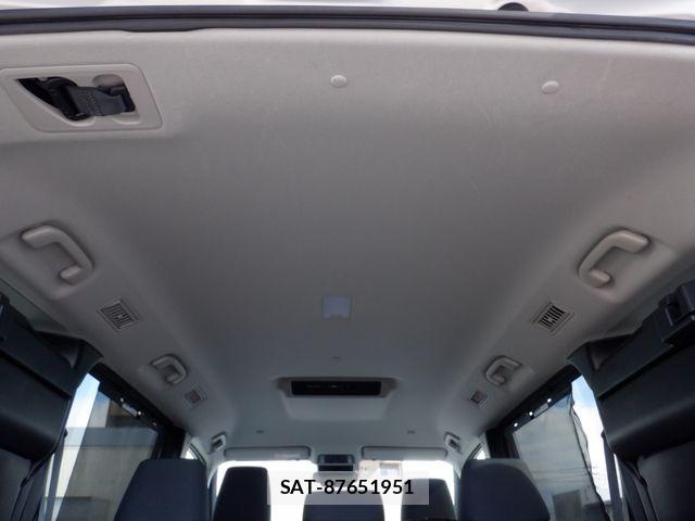 Toyota NOAH 2023-07 8830800-8