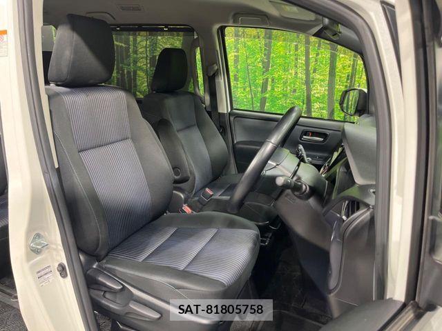 Toyota NOAH 2016-07 8830803-7