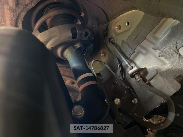 Toyota NOAH 2022-10 8830798-19