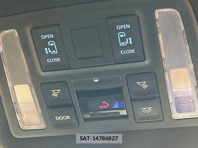 Toyota NOAH 2022-10 8830798-4