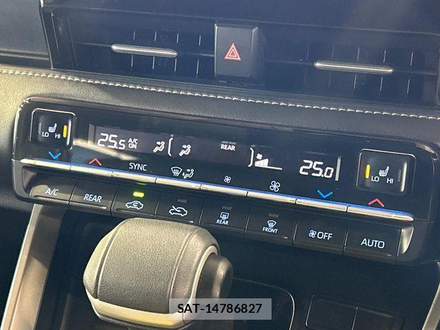 Toyota NOAH 2022-10 8830798-5