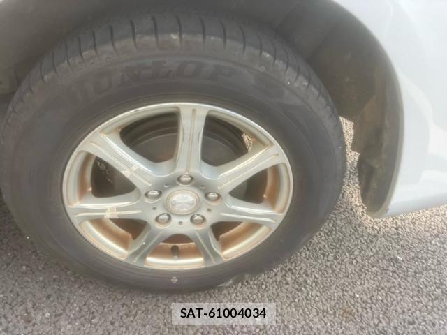 Toyota NOAH 2009-11 8830807-9