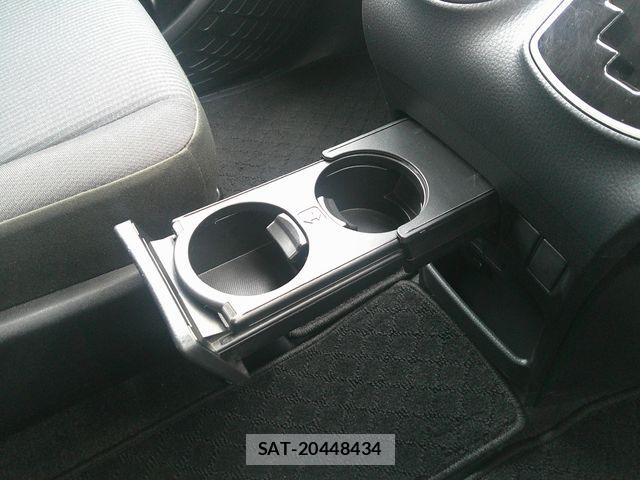 Toyota NOAH 2020-08 8830802-14